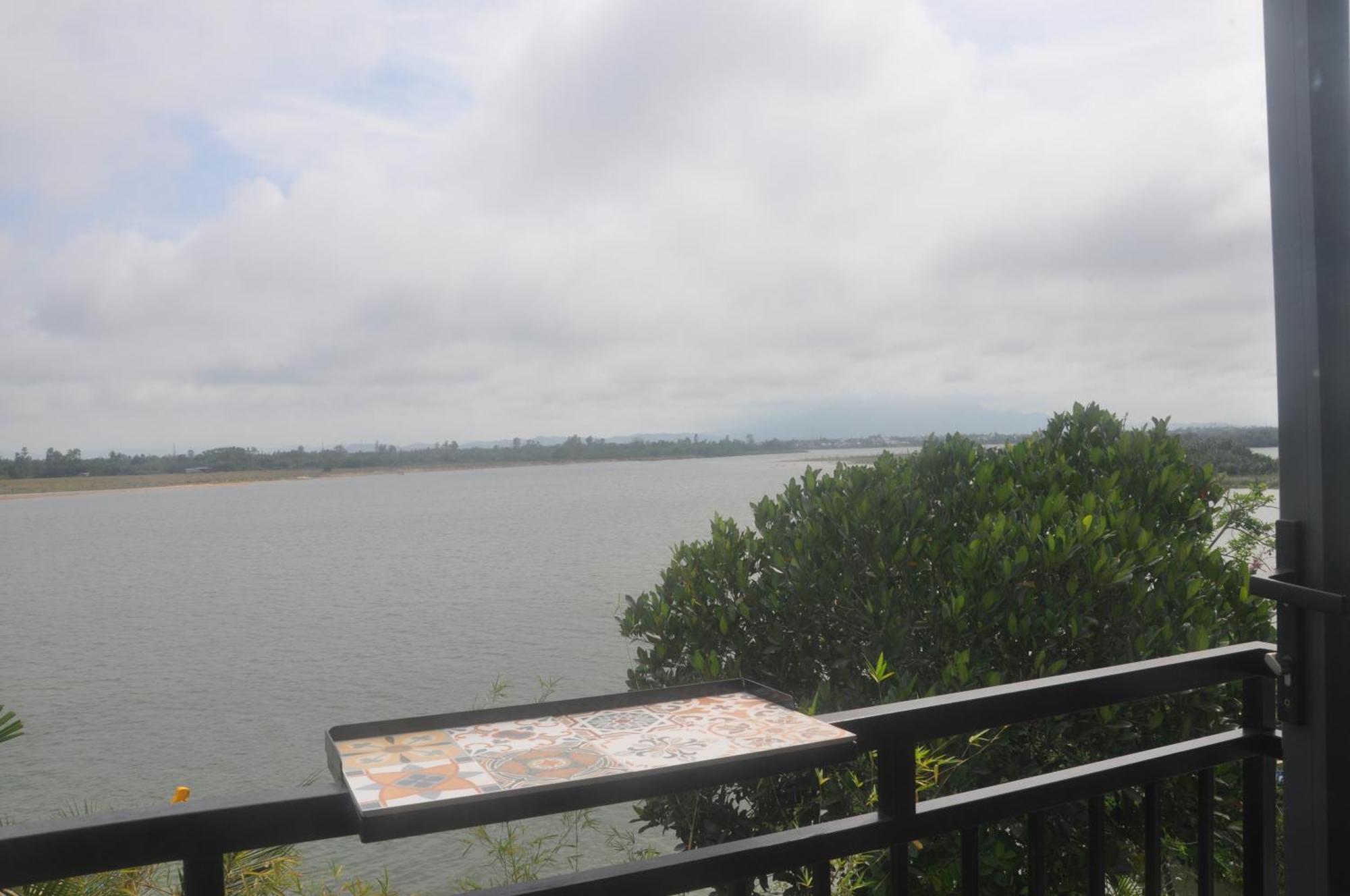 Hotel Autumn Bay Retreat Hoi An Exterior foto